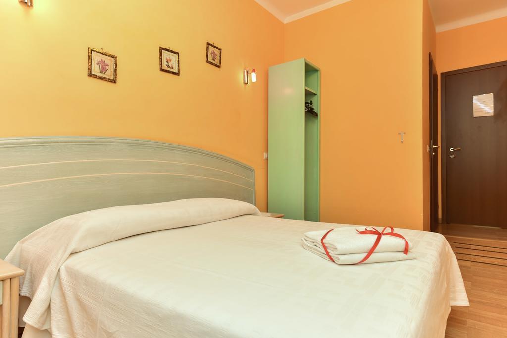 Claudia Suites Roma Esterno foto