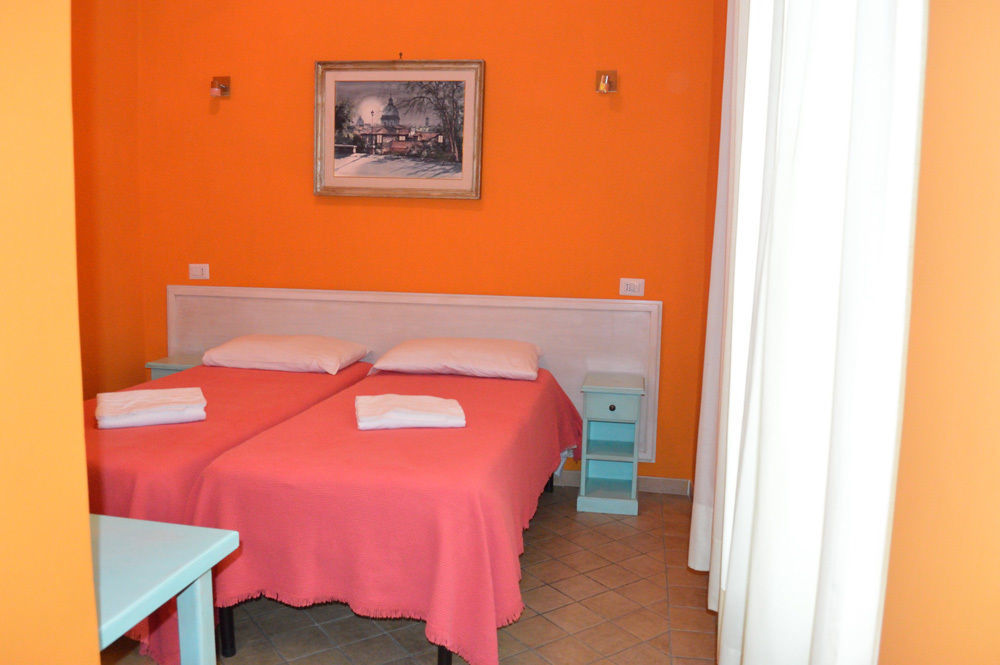 Claudia Suites Roma Esterno foto